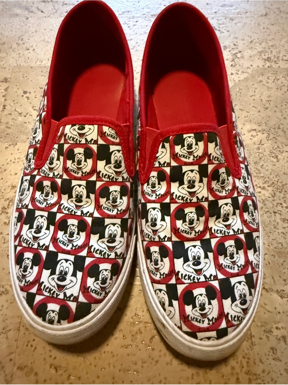 Mickey Mouse Club Slip-On Shoes, size 8